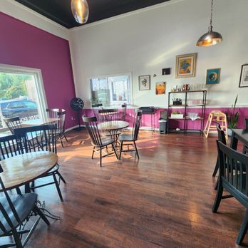 Pink Pony Cafe - Indoor dining - Cafes Near Me - Port Angeles, Washington Pink Pony Cafe - Indoor dining - Cafes Near Me - Port Angeles, Washington