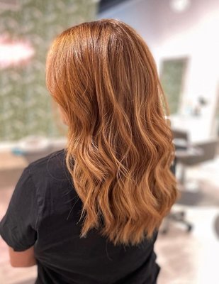 Golden Era Hair Studio by null