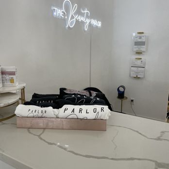 カール・ラーソンThe Resting Place in the Parlour Home | Parlour On Park