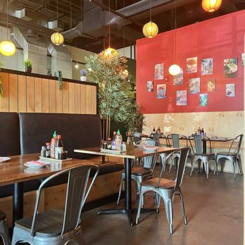 Pho 88 - Inside before it got busy - Vietnamese Near Me - Bend, Oregon