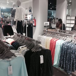 Bershka - Mucha ropa para elegir.