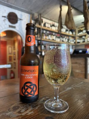 Cava Bodega by null