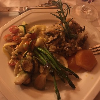 Arrowhead Inn Bed & Breakfast - Ricotta with amazing veggies. Best asparagus I ever had. - Hotels Near Me - Durham, North Carolina