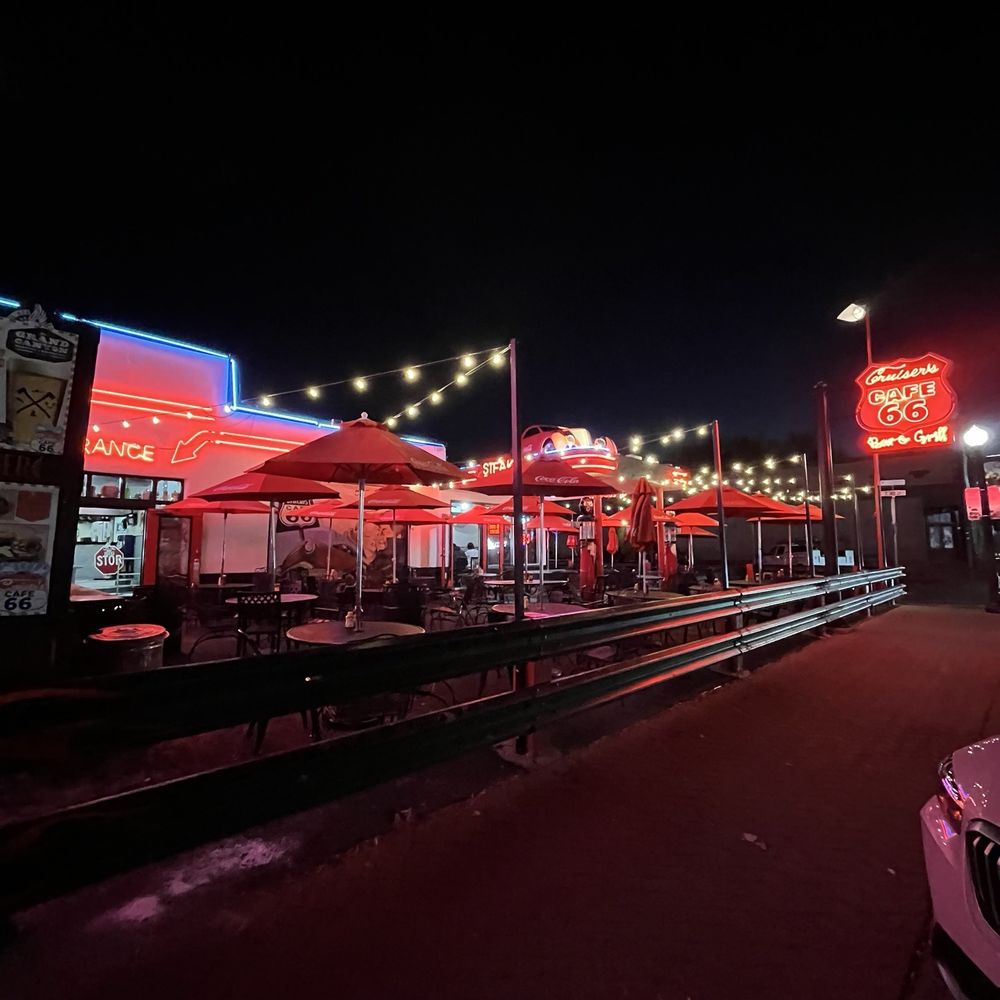 Cruiser's Cafe 66 - Outside at night! - American Near Me - Williams, Arizona Cruiser's Cafe 66 - Outside at night! - American Near Me - Williams, Arizona