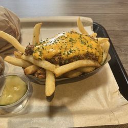 Burger Prime - Chili cheese fries