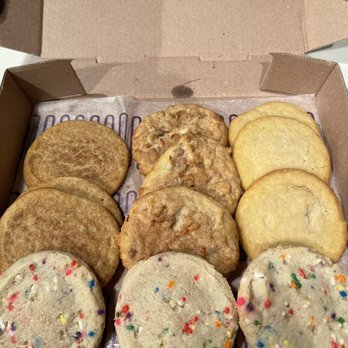 Insomnia Cookies - Sugar Rush (12 Classic) - Desserts Near Me - Memphis, Tennessee