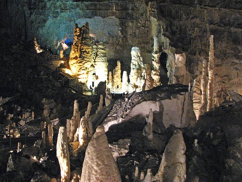 Grotte di Frasassi by null