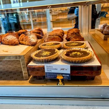 Paris Baguette - Bakeries Near Me - Houston, Texas