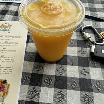 Mia's Cafe - OJ - Cafes Near Me - Signal Hill, California Mia's Cafe - OJ - Cafes Near Me - Signal Hill, California