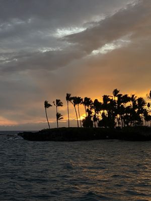 Spinners Kailua Cantina