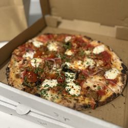 The Parlor - Sausage & Peppers Pizza