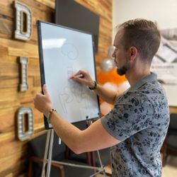 Ignite Chiropractic - Dr. Lee Draw & teach