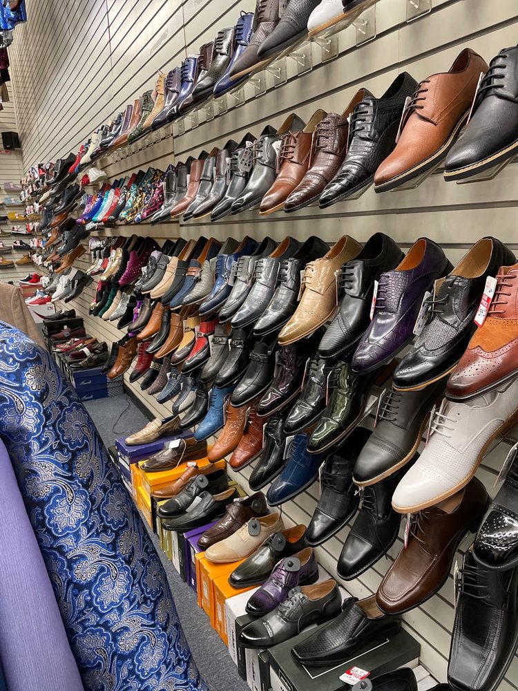 SAM’S CLOTHING & SHOES 227 5th Ave N, Nashville, Tennessee Men's