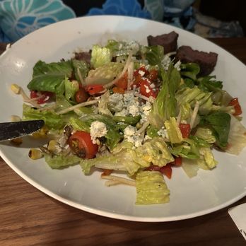 Seasons 52 - Wood-Grilled Tenderloin Salad - Seafood Near Me - Orland Park, Illinois