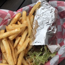 New York Pizza and Pasta - Seasoned fries & Gyro