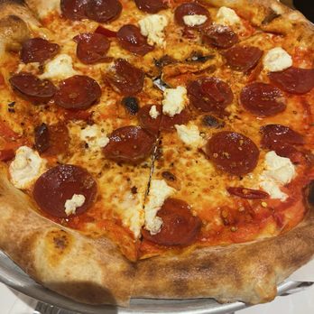 Pitfire Pizza - HONEY BEAR with pepperoni - Pizza Near Me - Woodland Hills, California