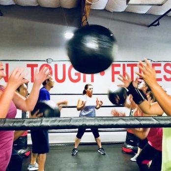Omni Fight Club Pleasanton Closed 17 Photos Fitness Instruction 6654 Koll Center Pkwy Pleasanton Ca