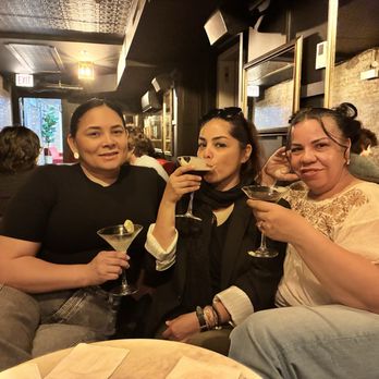 Wellsey Tavern - Patty, Me, and my BFF - Cajun/Creole Near Me - Chicago, Illinois