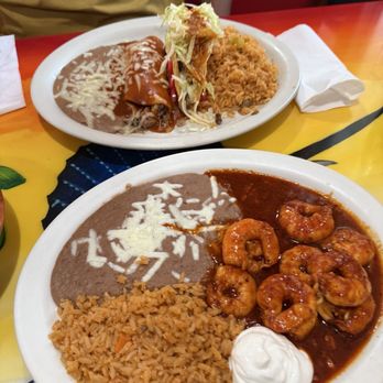 7 Mares Grill - Camarones a La Diabla and combination plate with a taco and #13. Enchilada, Taco - Mexican Near Me - Oakley, California