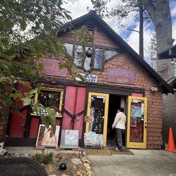 Exterior photo of Artspresso Gallery - Idyllwild-Pine Cove, California Exterior photo of Artspresso Gallery - Idyllwild-Pine Cove, California