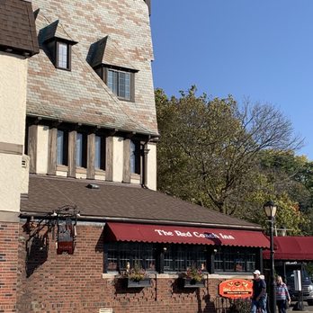 Red Coach Inn - Exterior - Hotels Near Me - Niagara Falls, New York
