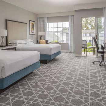 Hilton San Diego/Del Mar - Guest room - Hotels Near Me - Del Mar, California Hilton San Diego/Del Mar - Guest room - Hotels Near Me - Del Mar, California