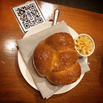 Hippo - Appetizer: Hippo Bread and Honey Sage Butter - American Near Me - Los Angeles, California