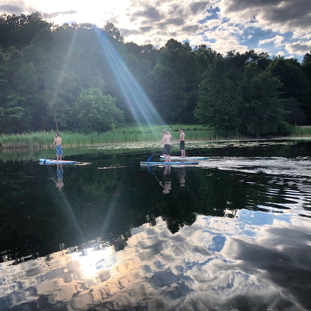 GO PADDLEBOARD Updated June 2024 Salisbury, Connecticut