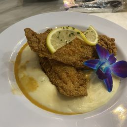 Catfish & Grits
