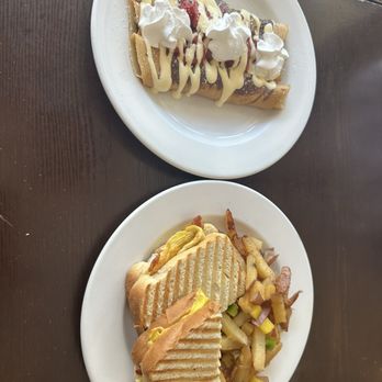 Rialto Cafe - strawberry nutella crepes & breakfast panini - Breakfast & Brunch Near Me - Fullerton, California Rialto Cafe - strawberry nutella crepes & breakfast panini - Breakfast & Brunch Near Me - Fullerton, California