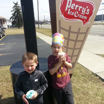 Frosty's Ice Cream - Yummy!! - Ice Cream & Frozen Yogurt Near Me - Depew, New York Frosty's Ice Cream - Yummy!! - Ice Cream & Frozen Yogurt Near Me - Depew, New York