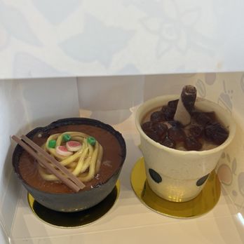 Daan Go Cake Lab - Desserts Near Me - Richmond, British Columbia Daan Go Cake Lab - Desserts Near Me - Richmond, British Columbia