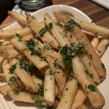 Yard House - Truffle fries with fresh parsley - New American Near Me - Springfield, Virginia Yard House - Truffle fries with fresh parsley - New American Near Me - Springfield, Virginia