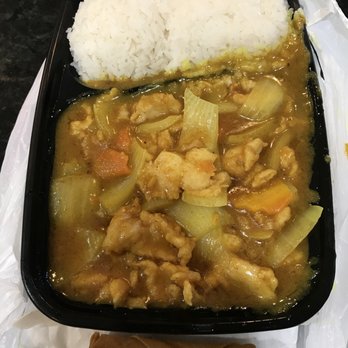 Fu Sing - Lunch special # 4: chicken with curry sauce. It's A LOT!!! - Chinese Near Me - Torrance, California Fu Sing - Lunch special # 4: chicken with curry sauce. It's A LOT!!! - Chinese Near Me - Torrance, California