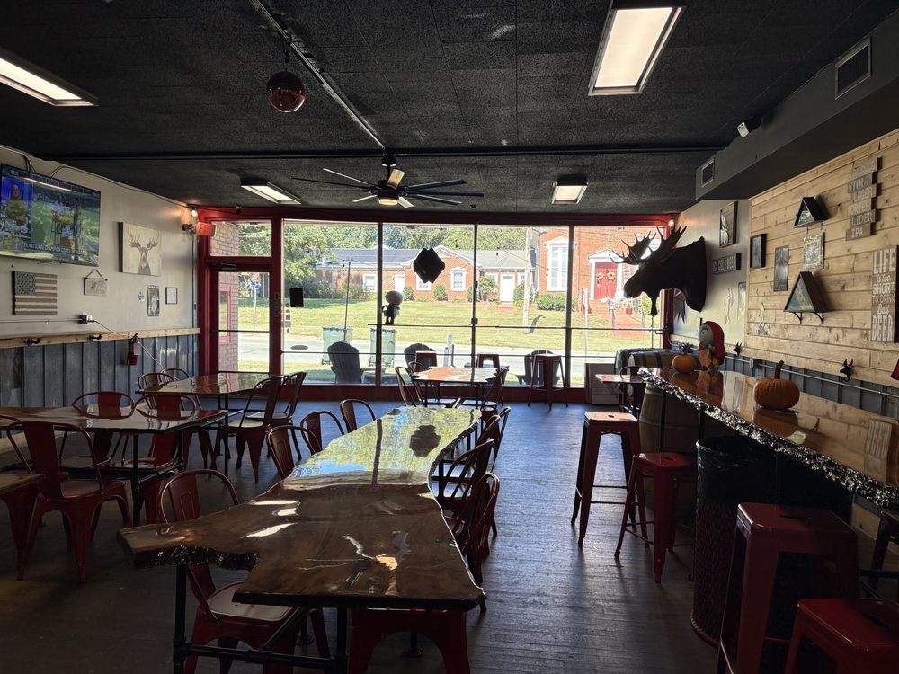 Red Moose Brewing Company