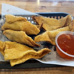 iPho by Saigon - A9. Hoành Thánh Chiên / Cream Cheese Wontons