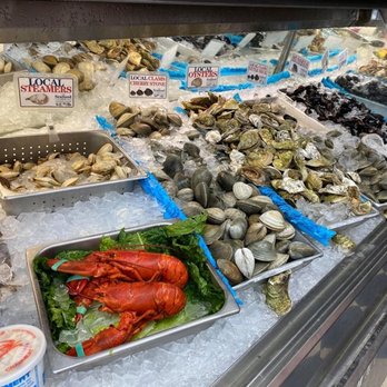 The Seafood Shop - a variety of seafood on display - Seafood Markets Near Me - Wainscott, New York The Seafood Shop - a variety of seafood on display - Seafood Markets Near Me - Wainscott, New York