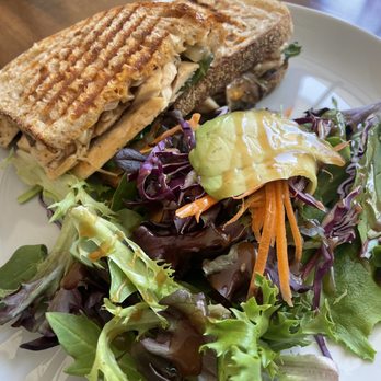 Belly Cake - Grilled chicken sandwich - Pancakes Near Me - Bayside, New York Belly Cake - Grilled chicken sandwich - Pancakes Near Me - Bayside, New York