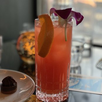 Smith Tower Observatory Bar - Tasty cocktail - Cocktail Bars Near Me - Seattle, Washington Smith Tower Observatory Bar - Tasty cocktail - Cocktail Bars Near Me - Seattle, Washington
