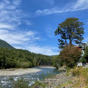 Evergreen Escapes - Elwha River - Tours Near Me - Seattle, Washington Evergreen Escapes - Elwha River - Tours Near Me - Seattle, Washington