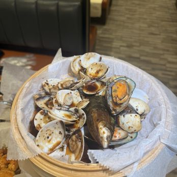 Crab House Brooklyn - Black bean clams - Seafood Near Me - Brooklyn, New York