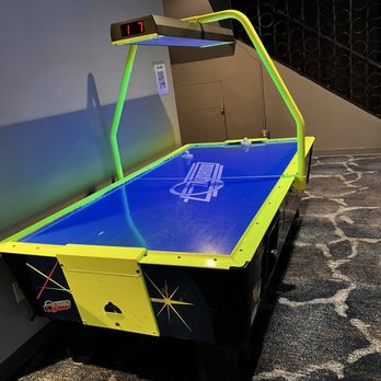 Valley View Lanes - Air hockey - Karaoke Near Me - Garden Grove, California Valley View Lanes - Air hockey - Karaoke Near Me - Garden Grove, California