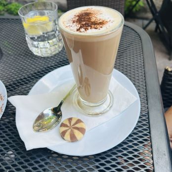 Rocco's Plum Tomato - Latte - Pizza Near Me - Etobicoke, Ontario Rocco's Plum Tomato - Latte - Pizza Near Me - Etobicoke, Ontario