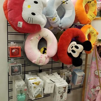 Charm Culture - Neck pillows - Accessories Near Me - Honolulu, Hawaii Charm Culture - Neck pillows - Accessories Near Me - Honolulu, Hawaii