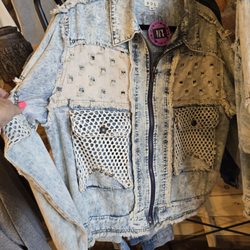 PJ’s Pink Boutique - I love this jean jacket