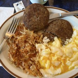 Mainsail Restaurant - Sausage, hashbrowns, and poached eggs