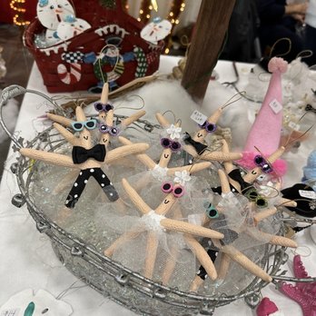 Christmas Market - Ornaments - Flea Markets Near Me - Virginia Beach, Virginia Christmas Market - Ornaments - Flea Markets Near Me - Virginia Beach, Virginia