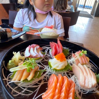 Yo Sushi - Gourmet Sashimi Combo - Sushi Bars Near Me - Fairfield, California Yo Sushi - Gourmet Sashimi Combo - Sushi Bars Near Me - Fairfield, California