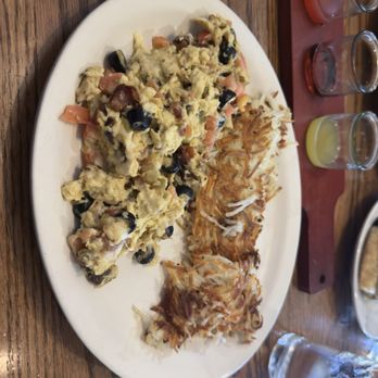 Chestnut Cottage Restaurant - California scramble and mimosa flight - Breakfast & Brunch Near Me - Port Angeles, Washington Chestnut Cottage Restaurant - California scramble and mimosa flight - Breakfast & Brunch Near Me - Port Angeles, Washington