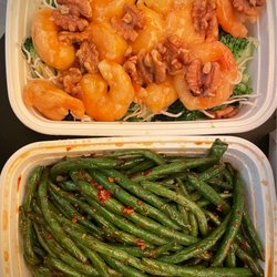 Shanghai Garden - Walnut Shrimp & Green Beans